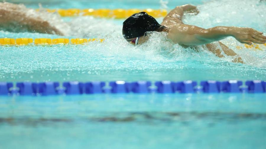 تیم ۴ در ۱۰۰ متر شنای آزاد فینالیست شد